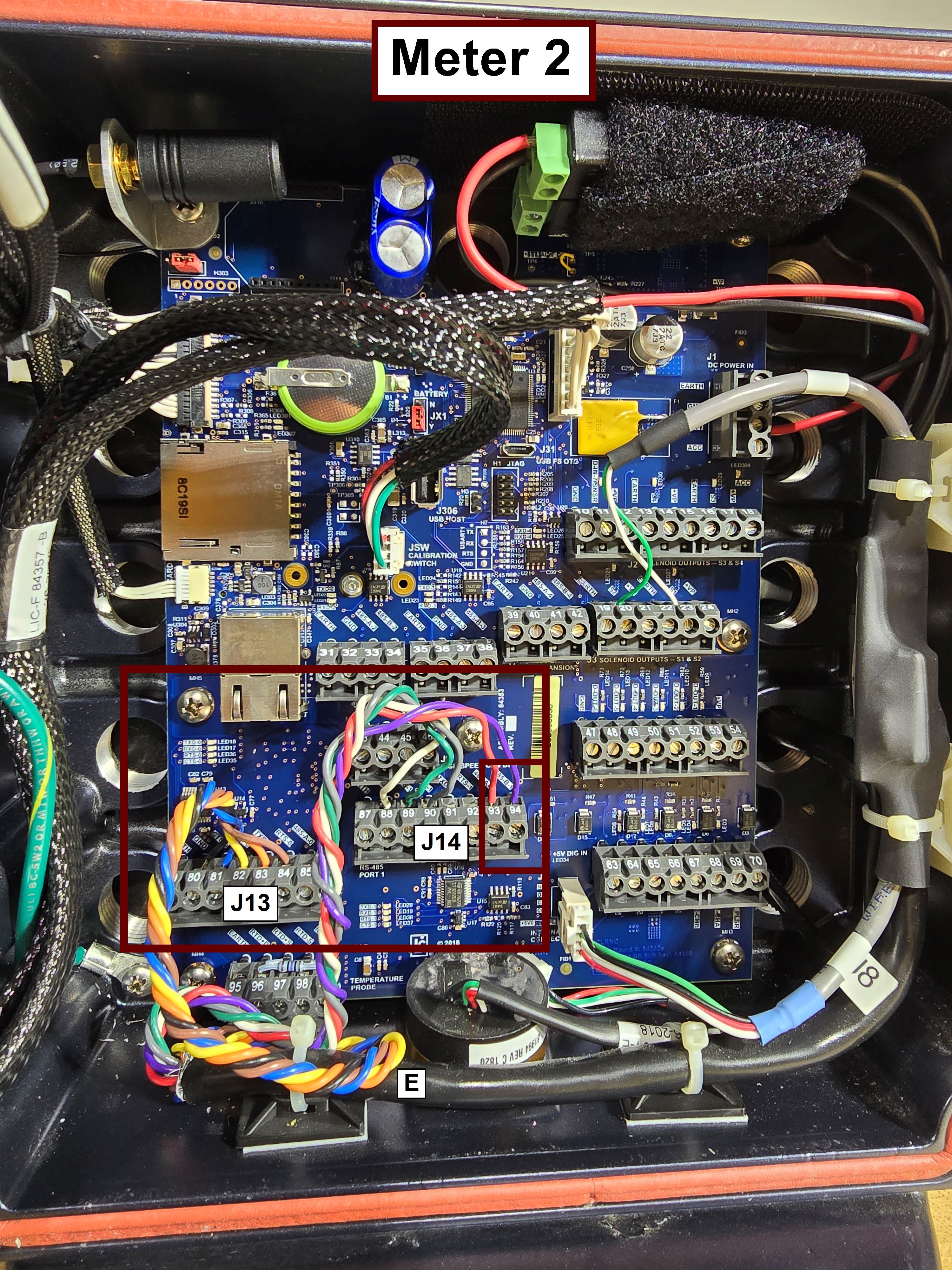 Dual-LCRiQ_Internal_Meter2.jpg